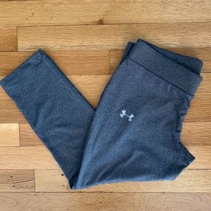 Under Armour HeatGear Grey Capri Leggings Small